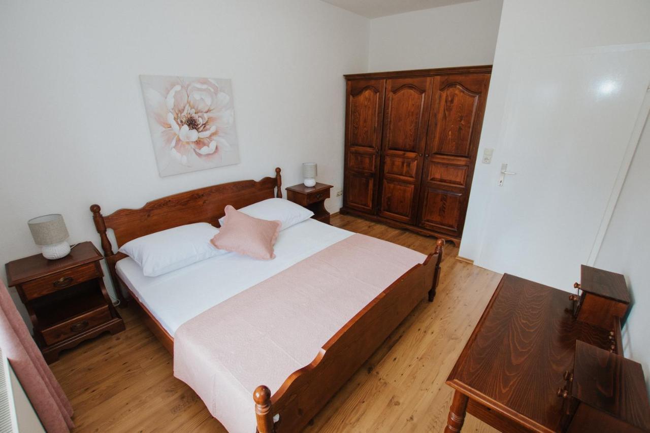 Apartment Deni Solin Eksteriør bilde