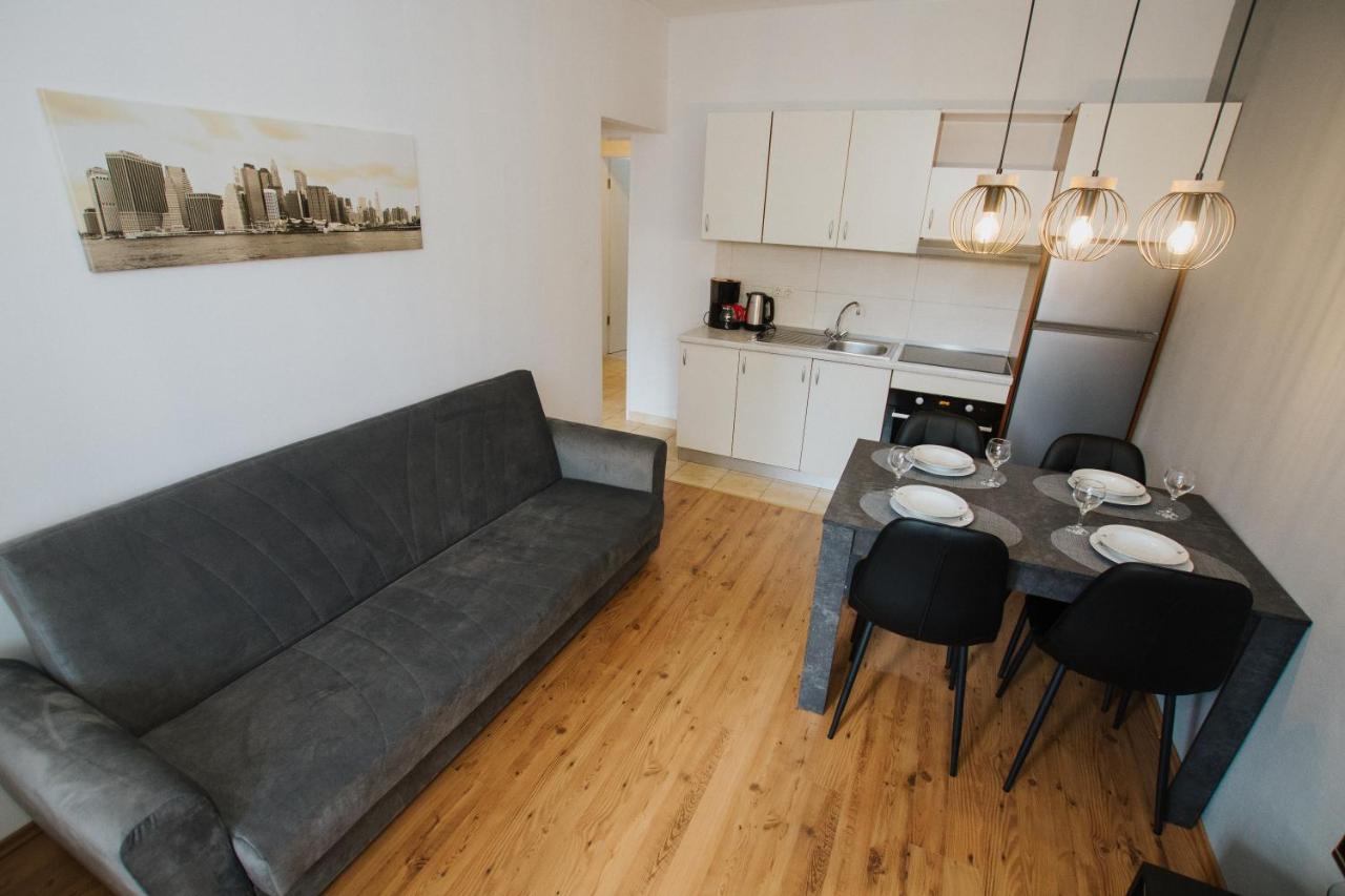 Apartment Deni Solin Eksteriør bilde